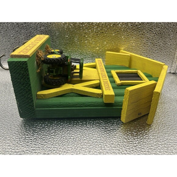 John Deere Tractor House Wall Hanging with Hooks Key Rack Toy Barn Door - Picture 6 of 11